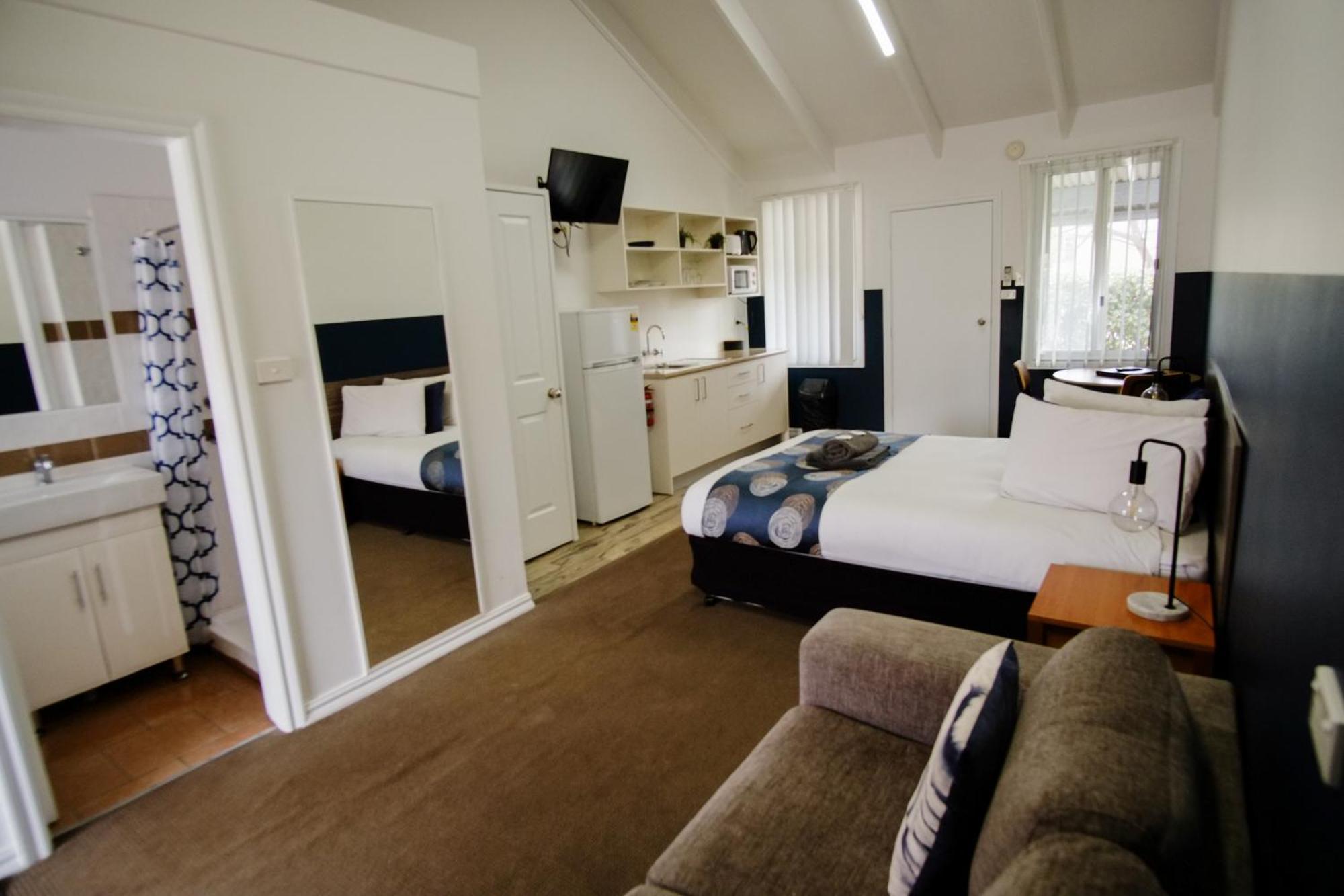 Canberra Ave Villas Куинбиан Экстерьер фото